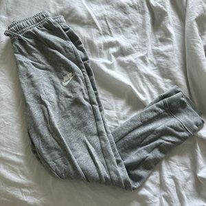 womans xs grey nike sweatpants